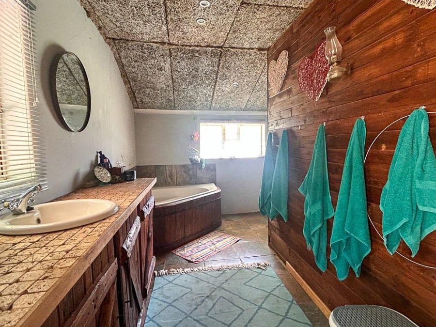 7 Bedroom Property for Sale in Parys Free State
